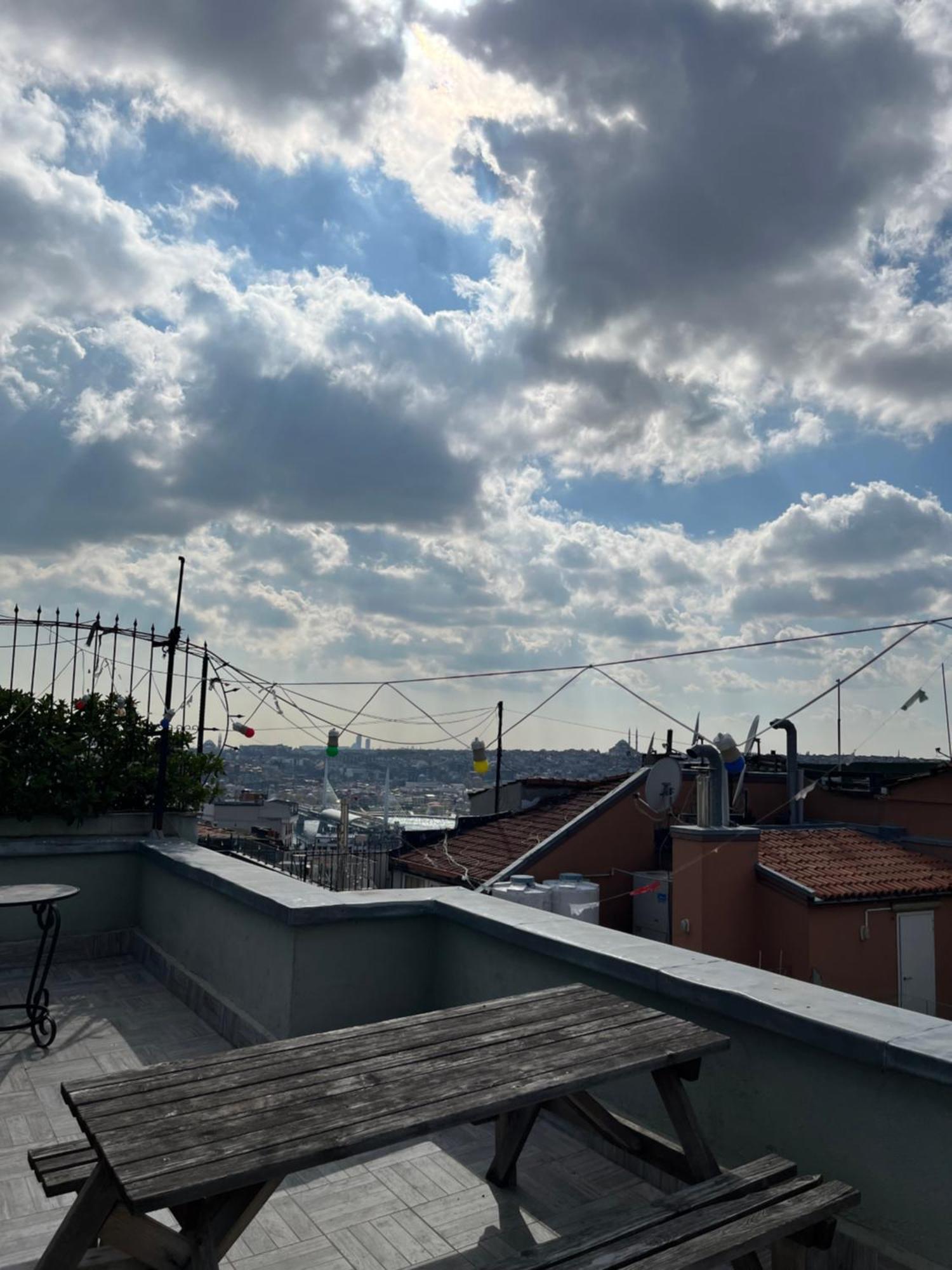דירות איסטמבול Ganbaru Tours - Flats In Galata מראה חיצוני תמונה
